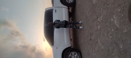 Toyota Hilux 2014, diesel, climatisé, disponible à louer
