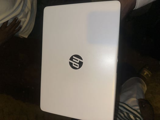 PC HP à vendre - très peu utilisé