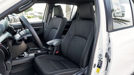 Toyota Hilux Adventure 2.8L, 2024, boîte Automatique, état impeccable