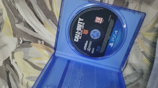 Jeux vidéo Call of Duty Black Ops 4 (PS4)