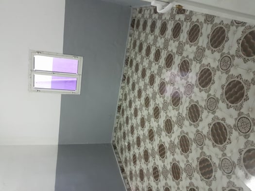 Maison spacieuse F4 avec véranda à louer à cité Cheikh Osman