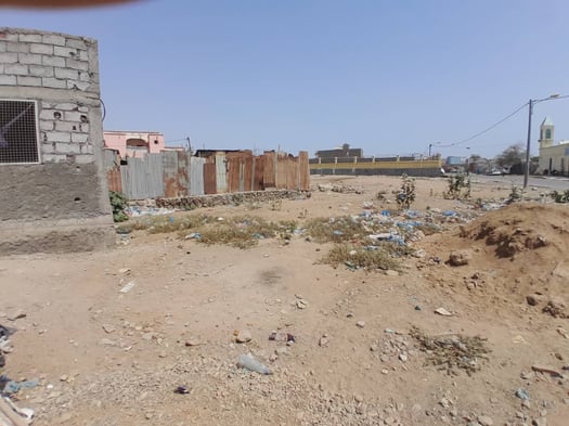 Terrain à vendre, 120 m2, avec titre foncier, près de cheikh Osman (CCO)