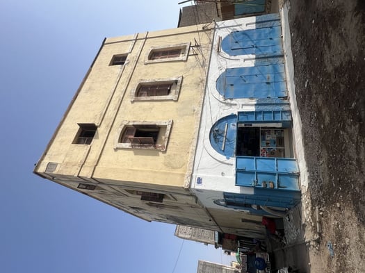 Maison + Locaux Commerciaux en Ville - A saisir!