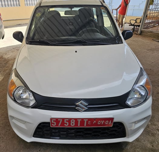 Suzuki Alto 2022 essence, en excellent état à vendre