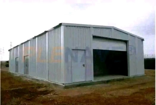 Terrain industriel de 4800m² avec 2 hangars à vendre dans la zone industrielle Sud