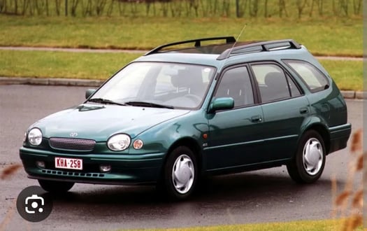 Toyota Corolla AE111 essence, manuel, bon état