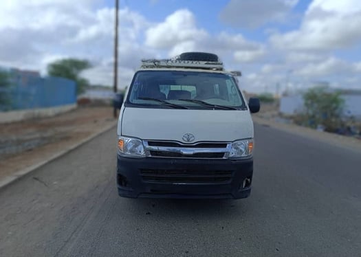Toyota Hiace Mini Bus en très bon état