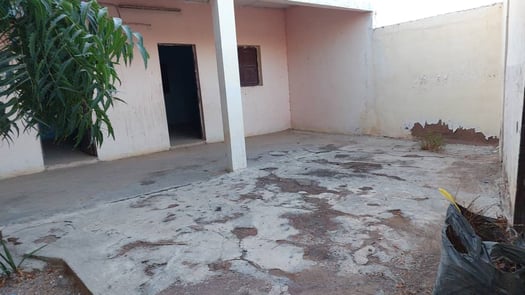 Maison F4 à Dogley avec grande superficie et potentiel de construction