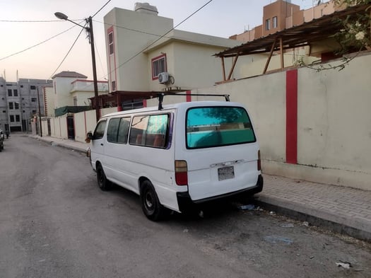 Minibus Toyota diesel, transmission manuelle