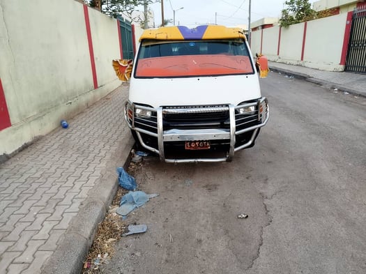 Minibus Toyota diesel, transmission manuelle