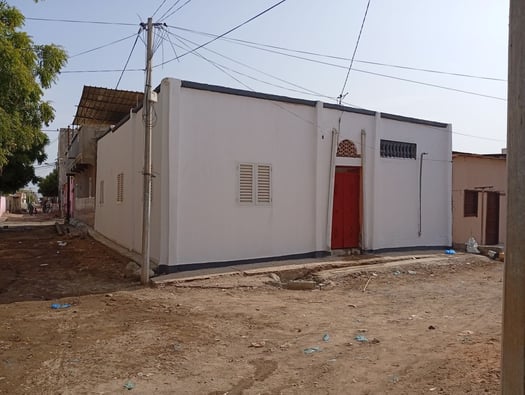 Maison de quartier à louer - Chambre 4, toilettes, cuisine