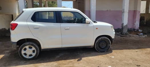 Suzuki S-Presso 2016, essence, boîte manuelle, faible consommation