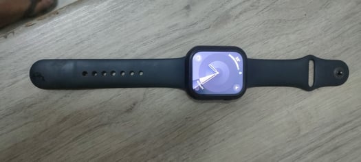 Apple Watch Série 9 45mm, comme neuf avec accessoires