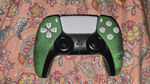 Personnalisation de manettes et consoles PS5 et PS4 à prix bas