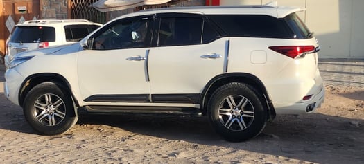 Location Toyota Fortuner 2021, diesel, boîte Automatique