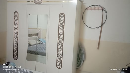 Meuble chambre et salon en bon état, prix négociable