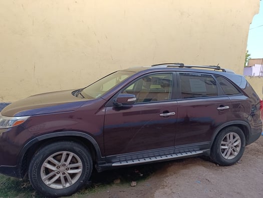 Kia Sorento Essence en Très Bon État - Prix Négociable