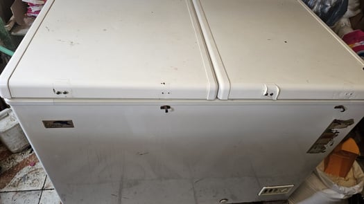 Réfrigérateur de qualité, utilisé 6 mois, à vendre pour manque de place