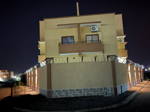 Villa de standing avec 7 chambres et vue imprenable à Haramous