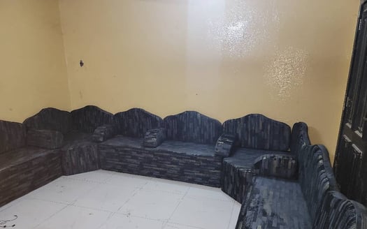 Ensemble salon confortable à vendre avec 5 cadres gratuits