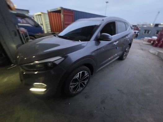 Hyundai Tucson 2018 2.0 Navi + S.key+ P.trunk, Diesel