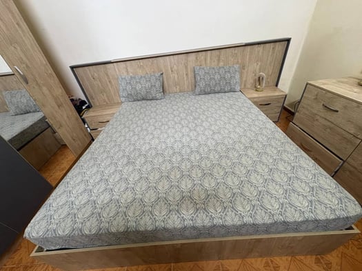 Meuble chambre à coucher à vendre - Bon état, négociable