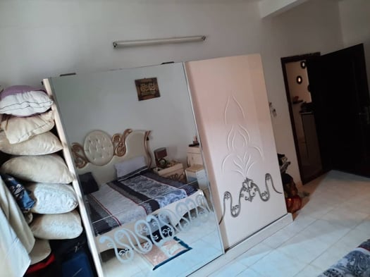 Chambre à coucher en très bon état - Prix négociable