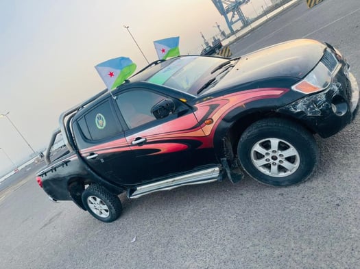 Mitsubishi L200 2010, diesel, boîte manuelle, en excellent état