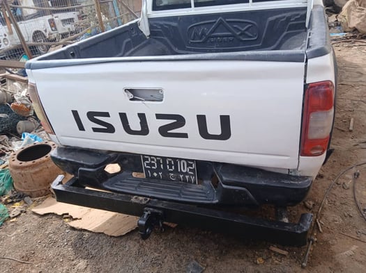 Vend d\'un véhicule Isuzu Dmax