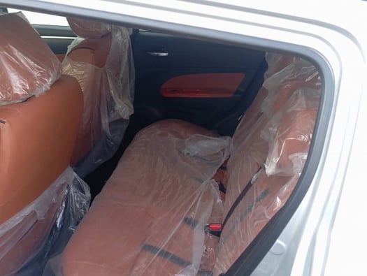 Suzuki Swift 2016, boîte automatique, climatisation fonctionnelle