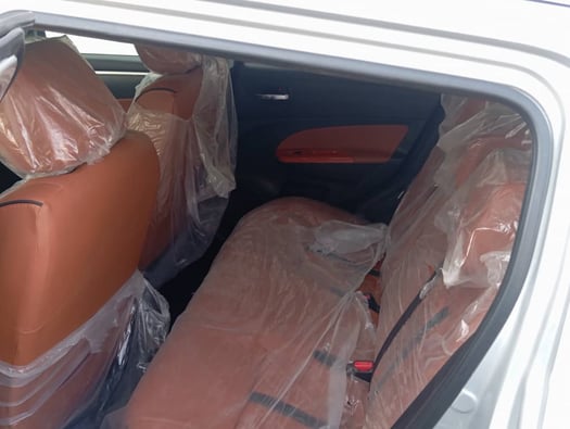 Suzuki Swift 2016, boîte automatique, climatisation fonctionnelle