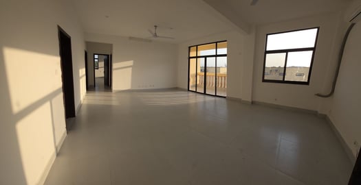 Bureaux 177 m² à louer au Héron – Immeuble professionnel face au PAM