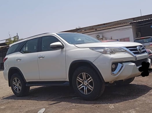 À saisir rapidement – Toyota Fortuner 2020 haut de gamme en excellent état