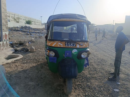 Bajaj D98 en bon état à vendre