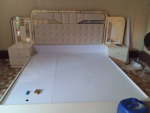 Chambre à coucher presque neuf à petit prix