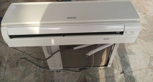 Deux climatiseurs Samsung 1.5 CV en bon état