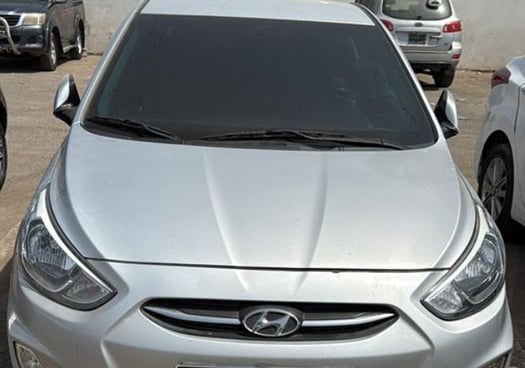 Hyundai Accent 2017, diesel, boîte automatique, excellent état