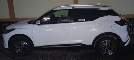 Nissan Kicks 2024, première main, faible kilométrage, toutes options