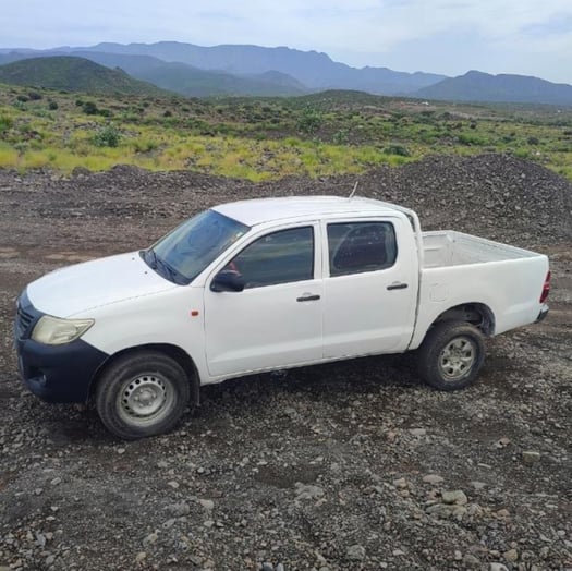 Pick -up Toyota Hilux 2014 en excellent état à louer