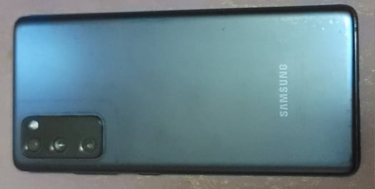 Samsung Galaxy S20 FE 128 GB en parfait état - Prix négociable