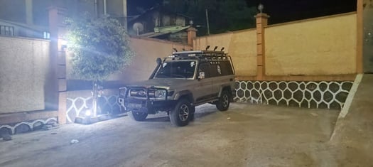 Toyota Land Cruiser Hard Top - Climatisation Exceptionnelle