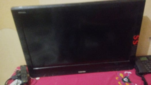 Télévision écran plat Toshiba à vendre - Prix négociable
