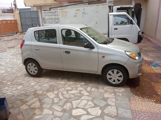 Suzuki Alto 2021 en excellent état, prix négociable