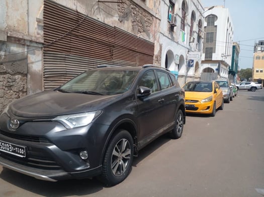 Toyota RAV4 2021, automatique, climatisée