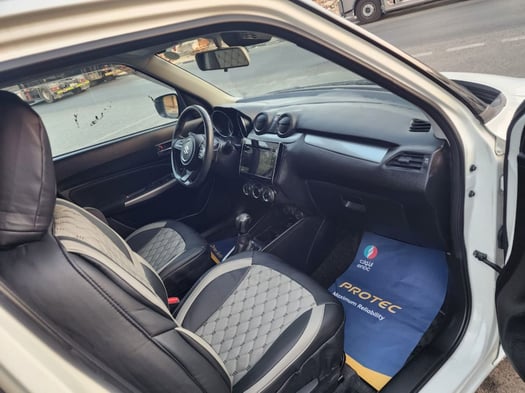 Suzuki Swift 2017 - Essence - Automatique - Très bon état