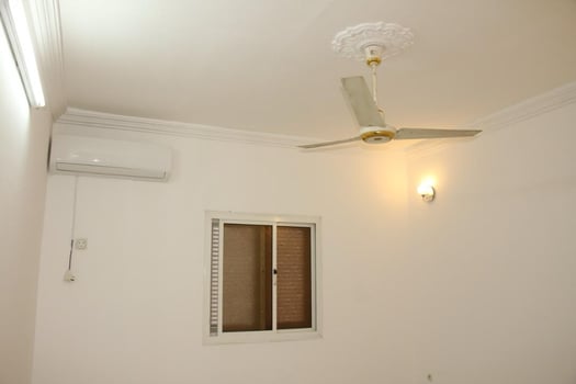 2 Appartements F4 avec terrasse et parking à Gabode 5, parfait pour une vie familiale confortable