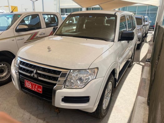 Mitsubishi Pajero 2017, automatique, diesel, excellent état