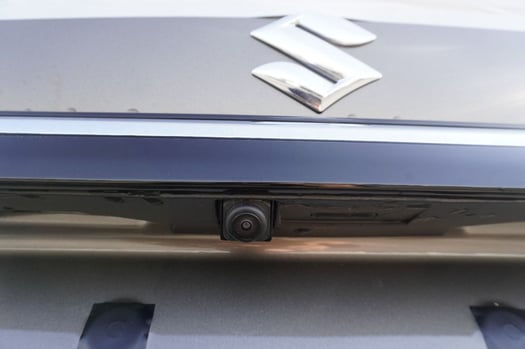 Suzuki Dzire 2025, automatique, essence, silver, excellent état