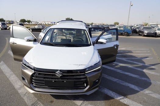 Suzuki Dzire 2025, automatique, essence, silver, excellent état