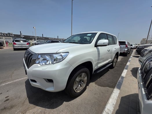 Toyota Prado 2.8L 2023, boîte automatique, diesel, excellent état